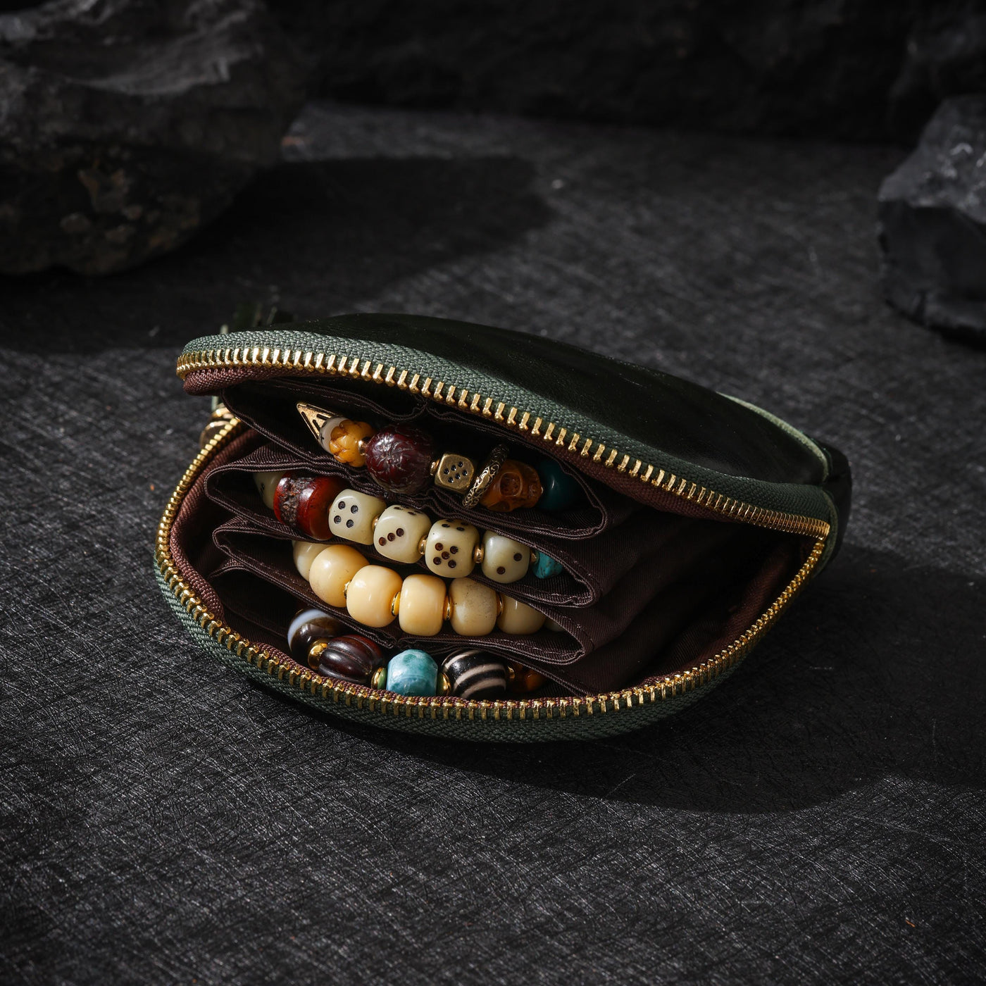 Oiled Cowhide Jewelry Pouch