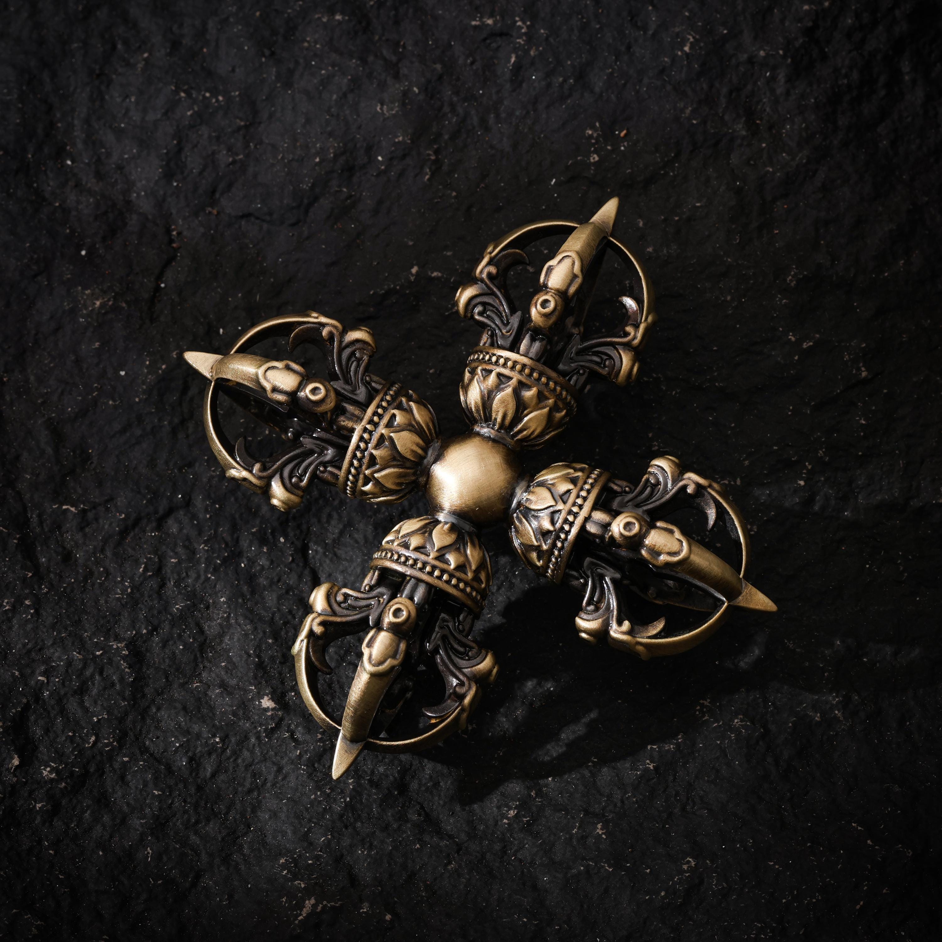 Five-Pronged Vajra, Handheld Object