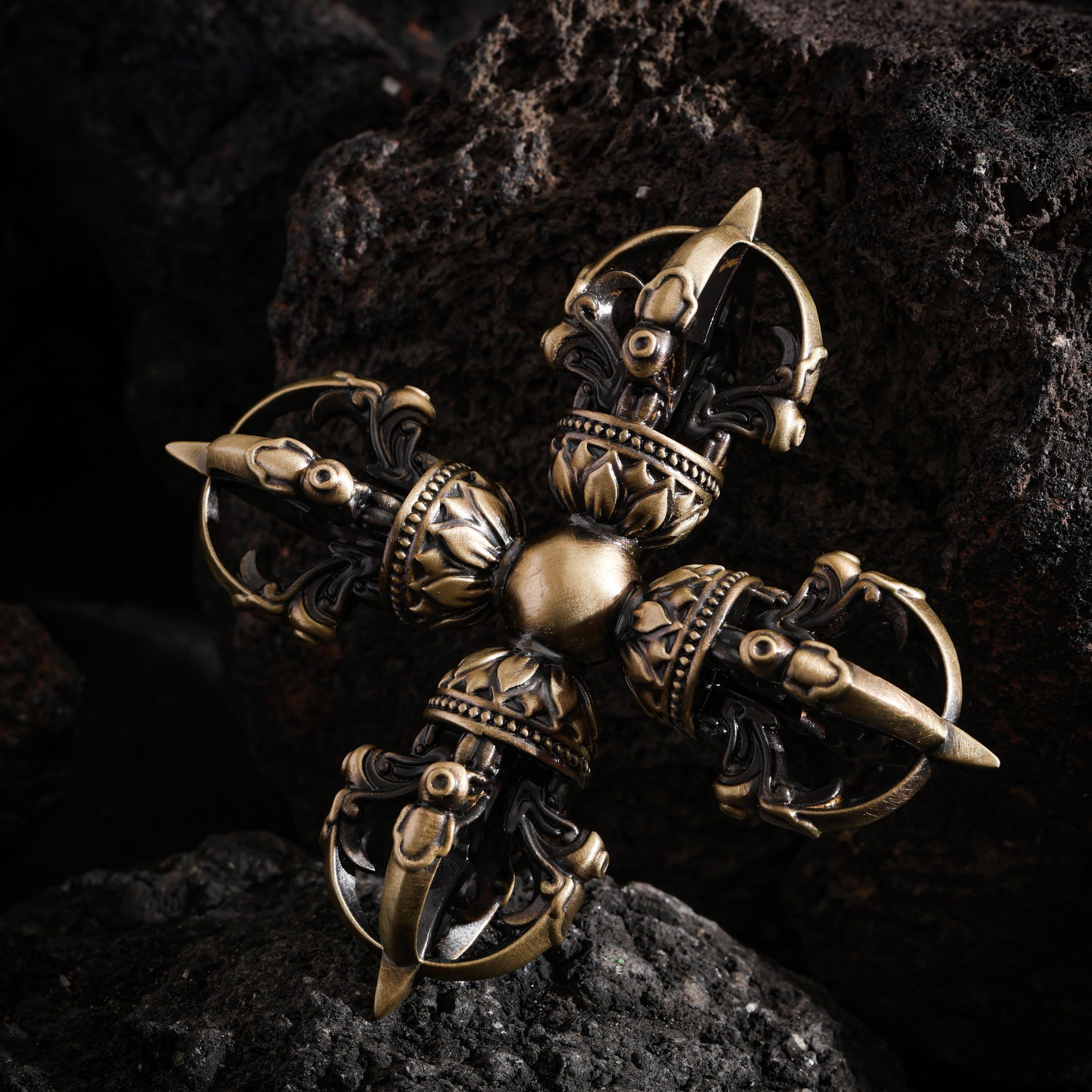 Five-Pronged Vajra, Handheld Object